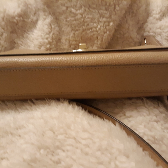 Coach Bag - Picture 2 of 10